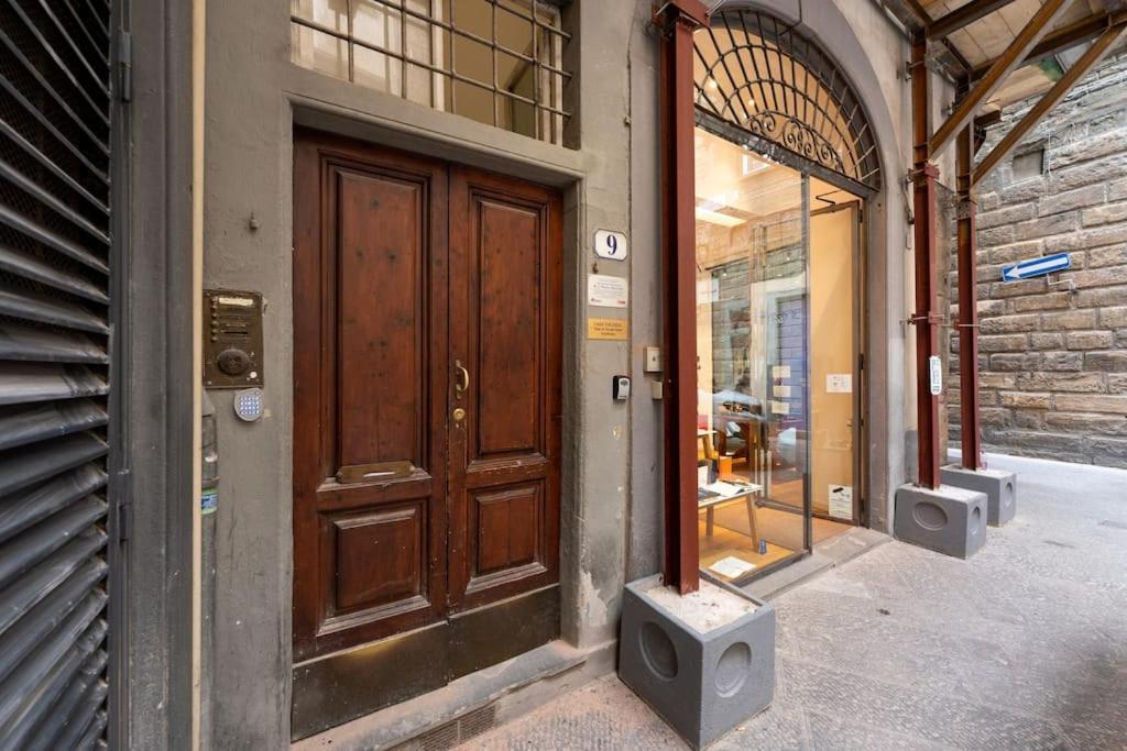 Keys Of Italy - Corsob 9 - Florentine Studio Close To Palazzo Vecchio ฟลอเรนซ์ ภายนอก รูปภาพ
