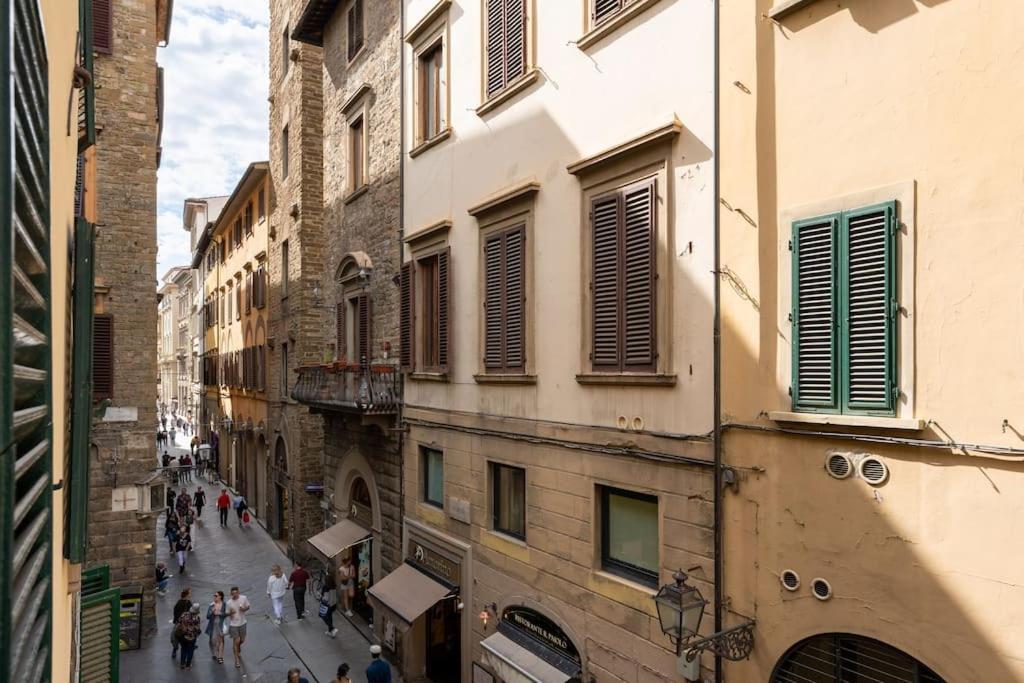 Keys Of Italy - Corsob 9 - Florentine Studio Close To Palazzo Vecchio ฟลอเรนซ์ ภายนอก รูปภาพ